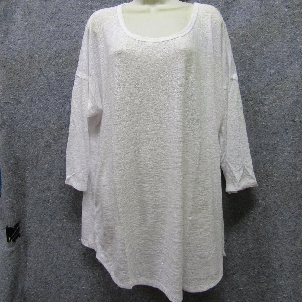 White Bobeau 3/4 Sleeve Top